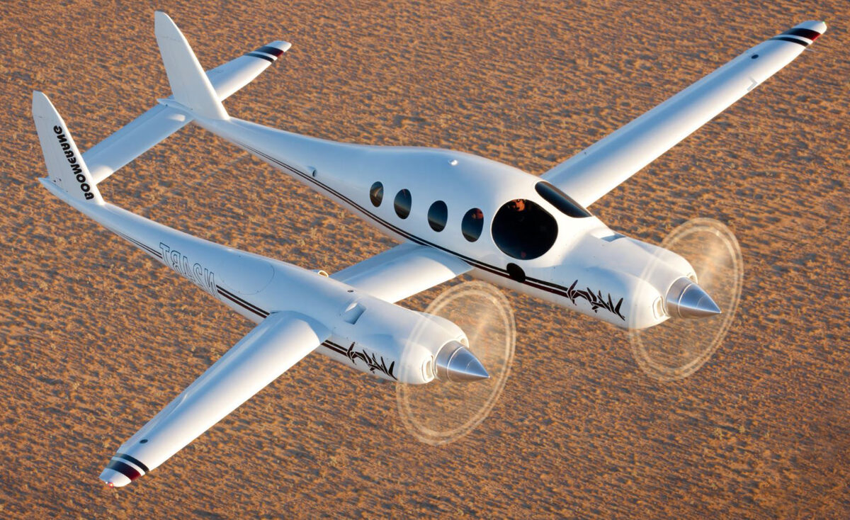 Rutan Boomerang — асимметричный двухмоторный самолёт 1993 года
