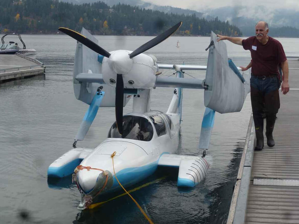 Rutan SkiGull на воде